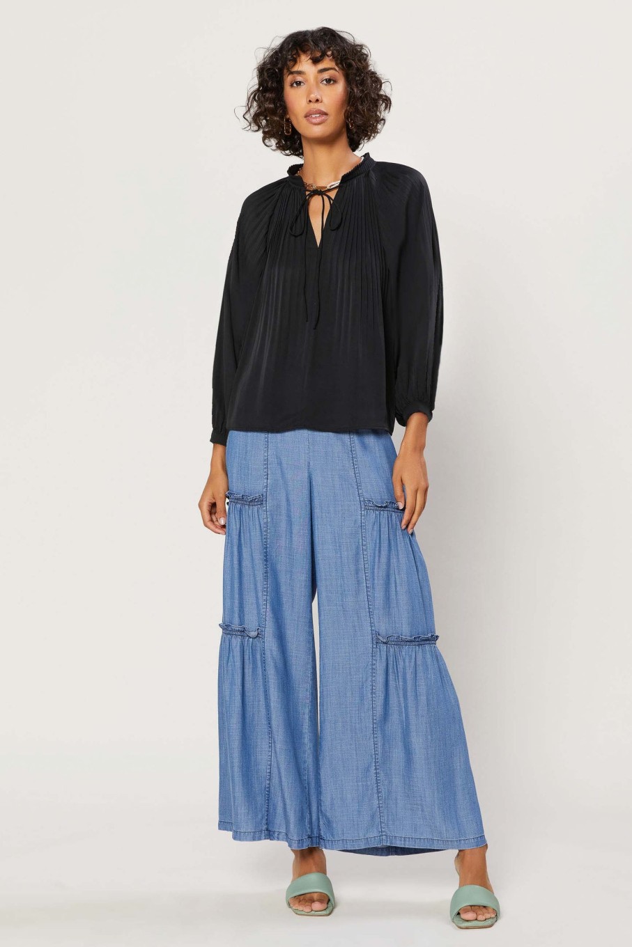 CURRENT AIR Pleated Split Neck Top Blouses