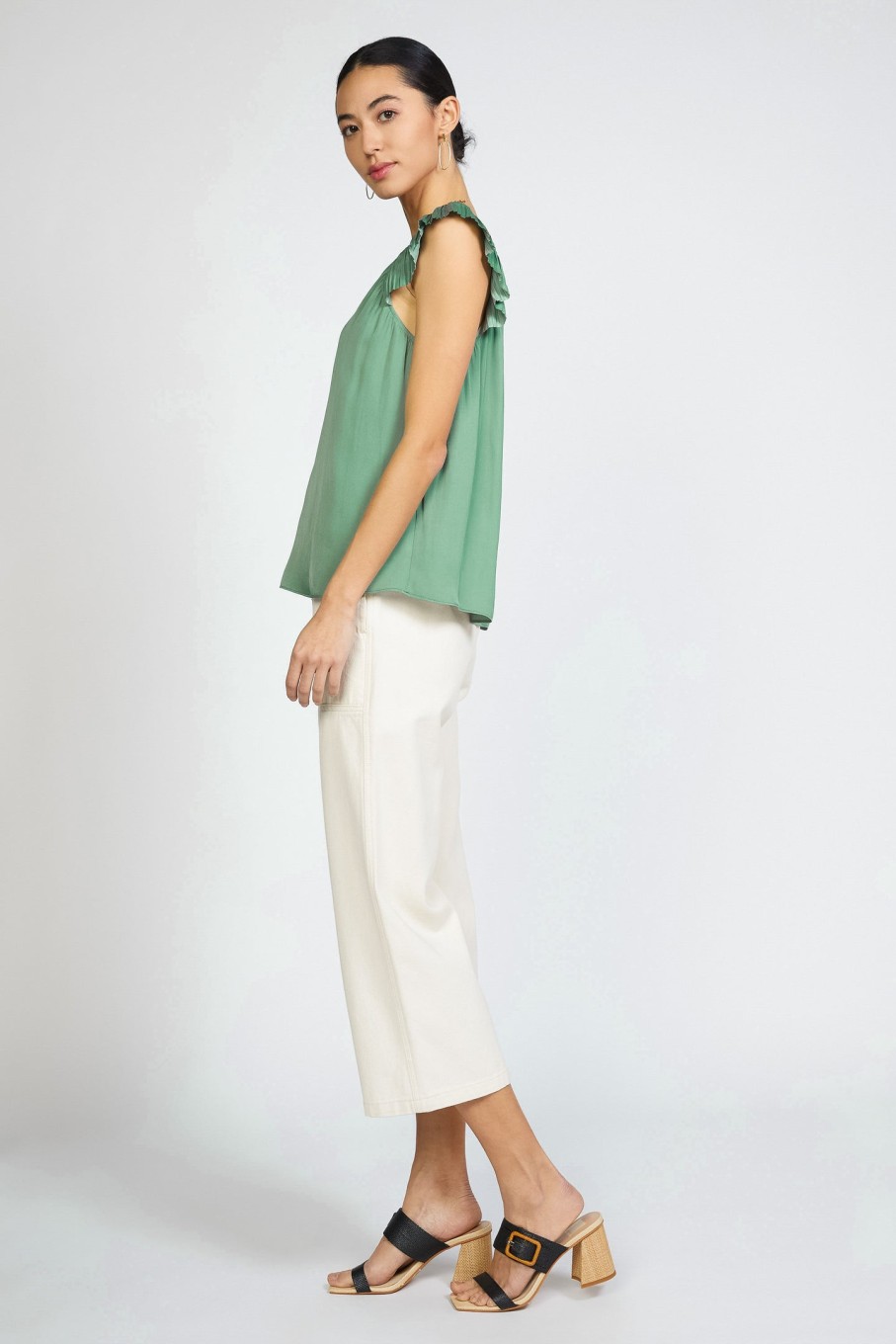 CURRENT AIR Sweetheart Ruffled Top Sleeveless Tops