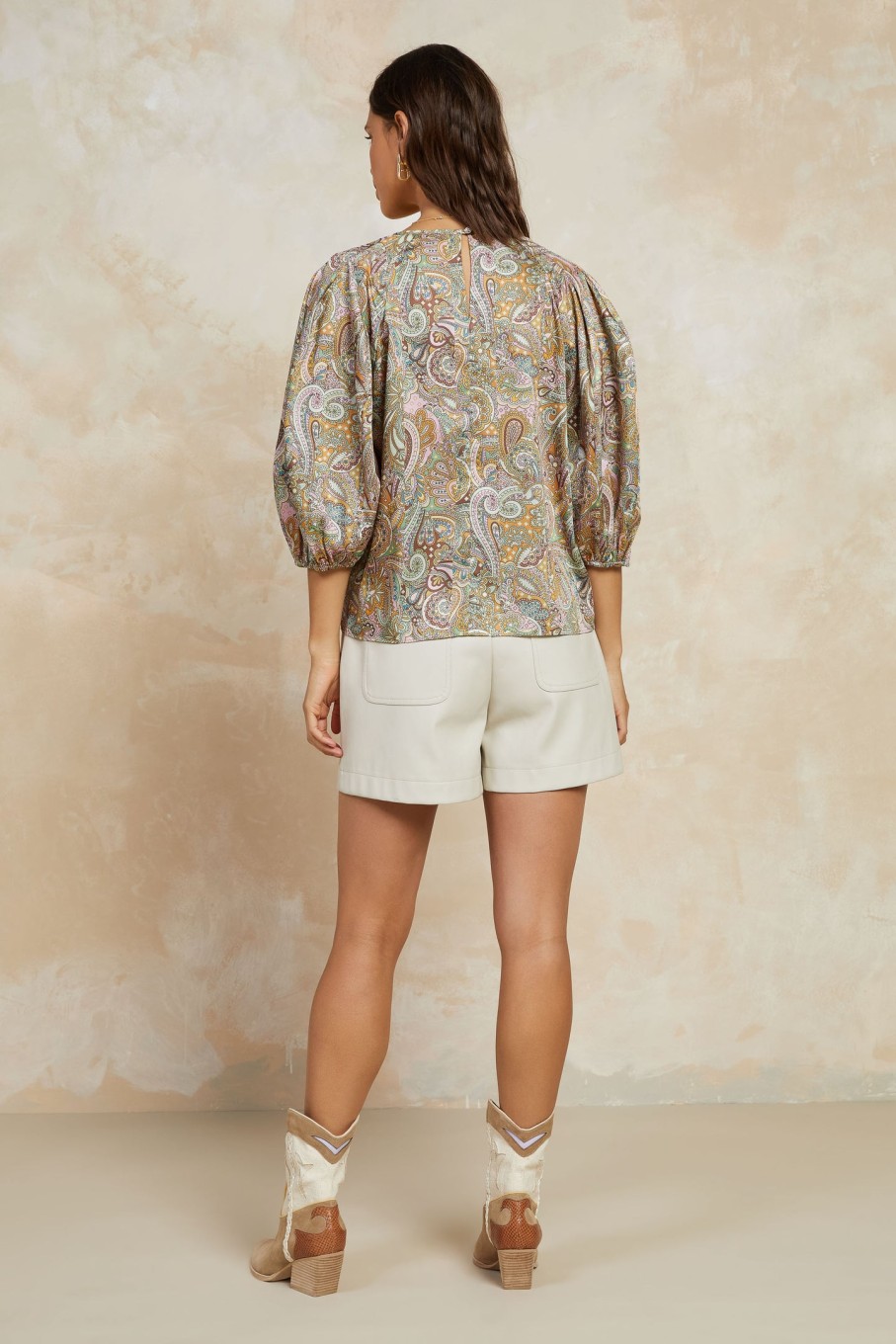 CURRENT AIR Paisley Round Neck Blouse Long Sleeve Tops