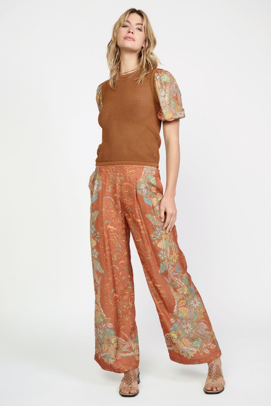 CURRENT AIR Contrast Sleeve Retro Knit Top Blouses
