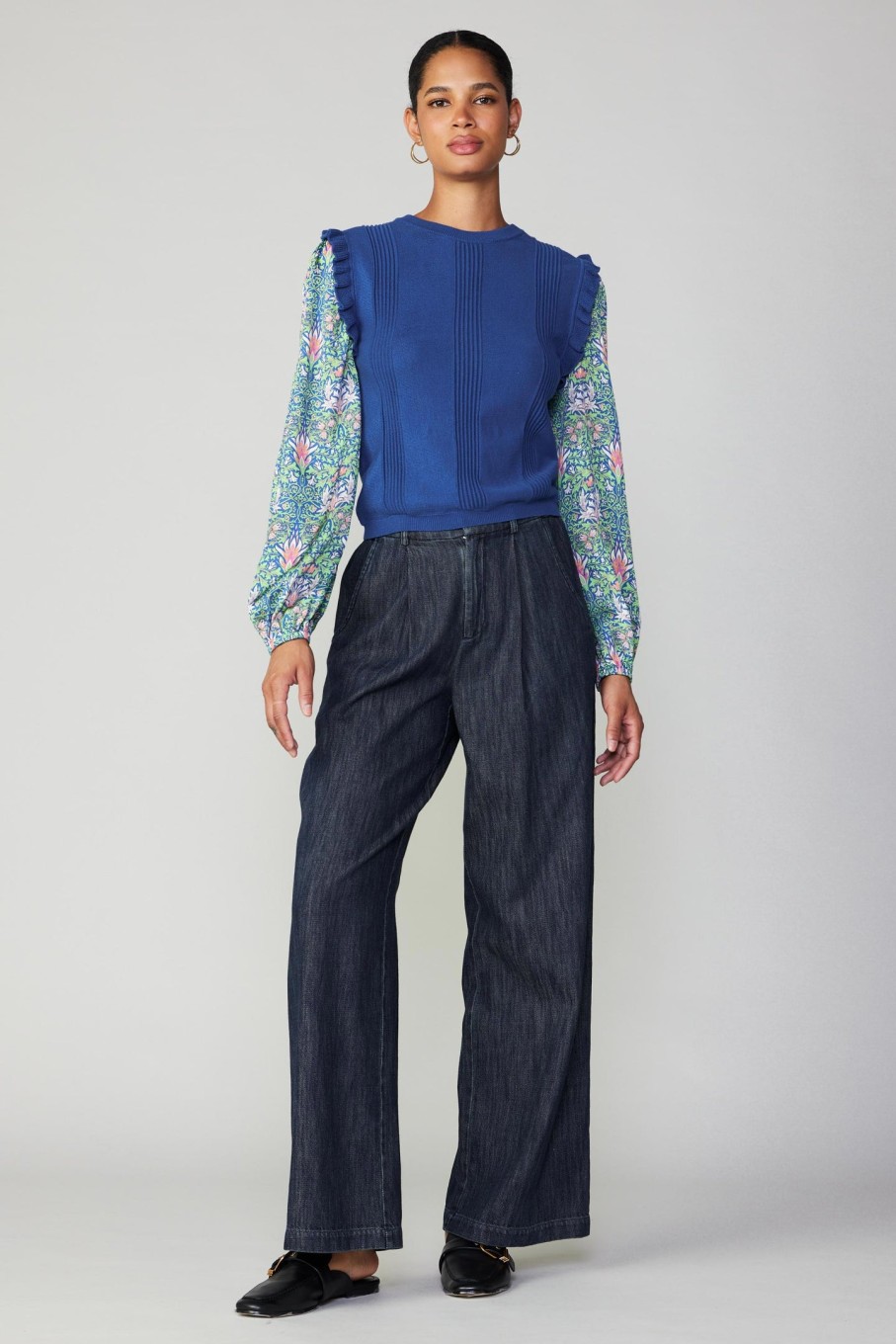 CURRENT AIR Floral Nouveau Contrast Top Blouses