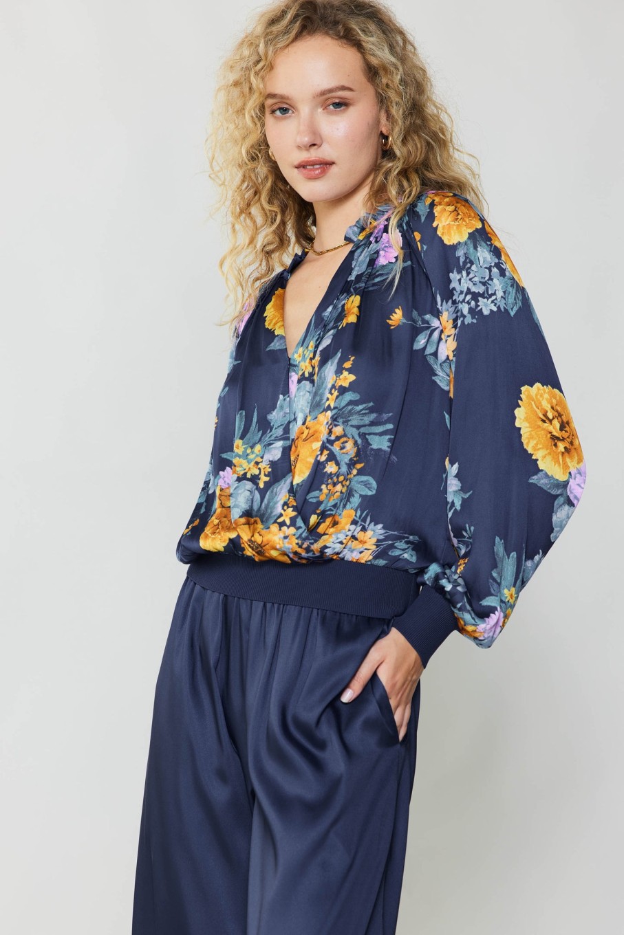 CURRENT AIR Floral Motif Surplice Blouse Sets