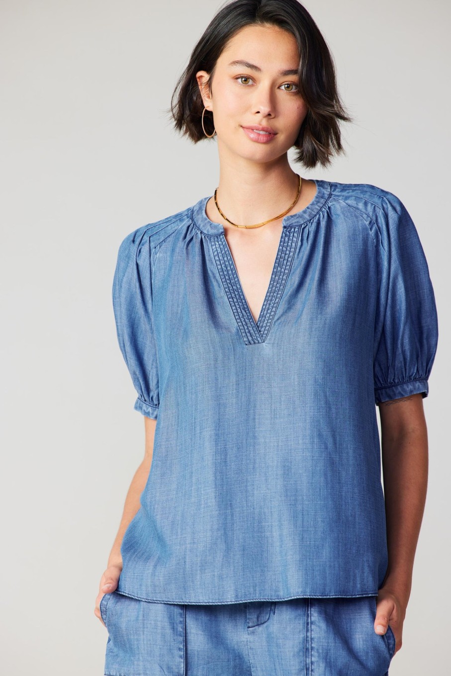 CURRENT AIR V Neck Chambray Top Blouses