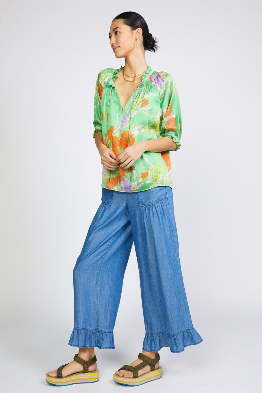 CURRENT AIR Floral Split Neck Blouse Short Sleeve Tops