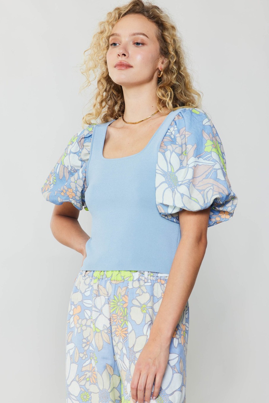 CURRENT AIR Contrast Sleeve Knit Top Knitwear