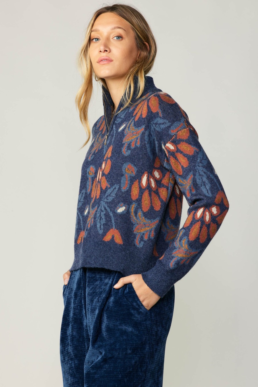 CURRENT AIR Floral Jacquard Zip Sweater Knitwear