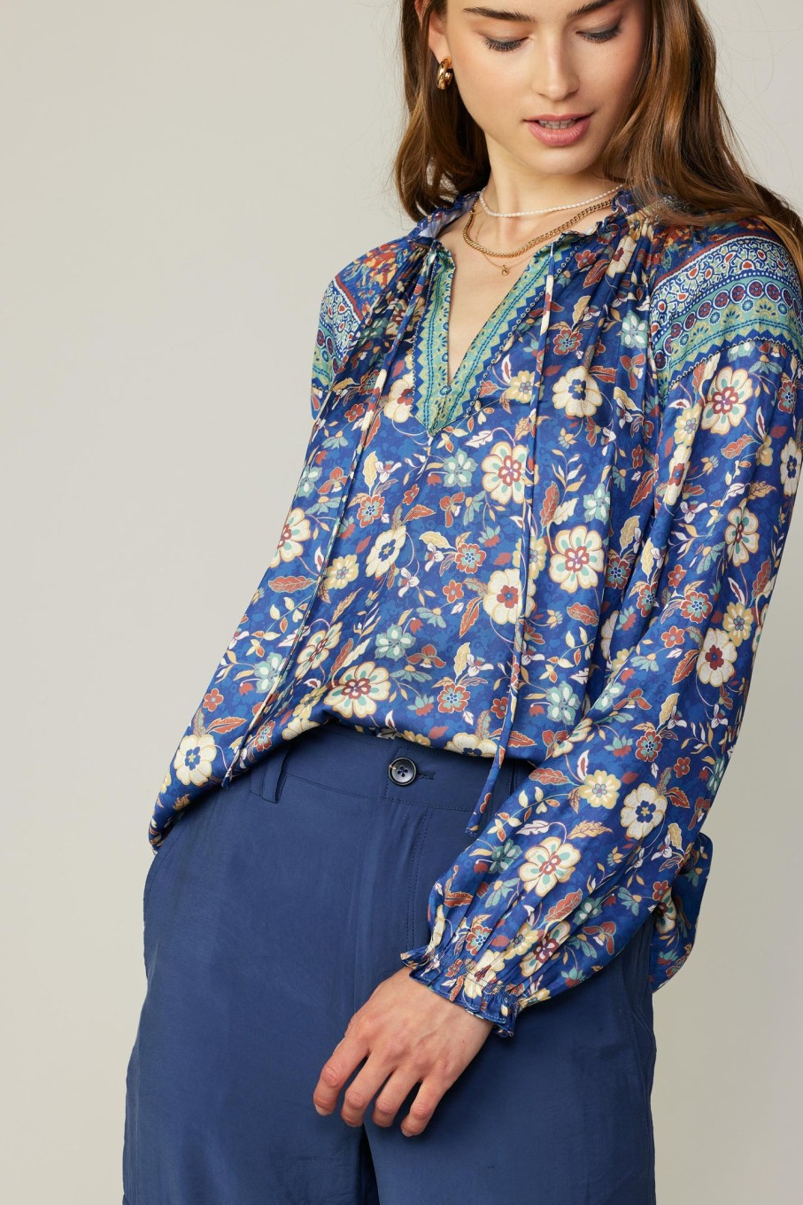 CURRENT AIR Floral Border Print Blouse Long Sleeve Tops