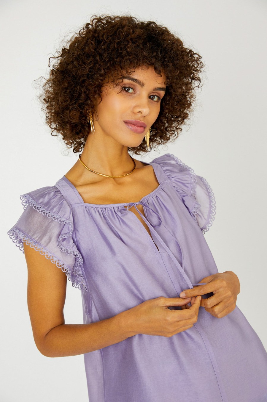 CURRENT AIR Peekaboo Flutter Sleeve Top Sleeveless Tops