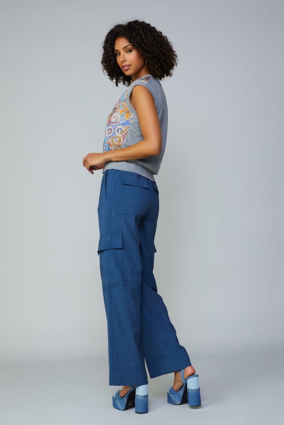 CURRENT AIR Contrast Crewneck Top Sleeveless Tops