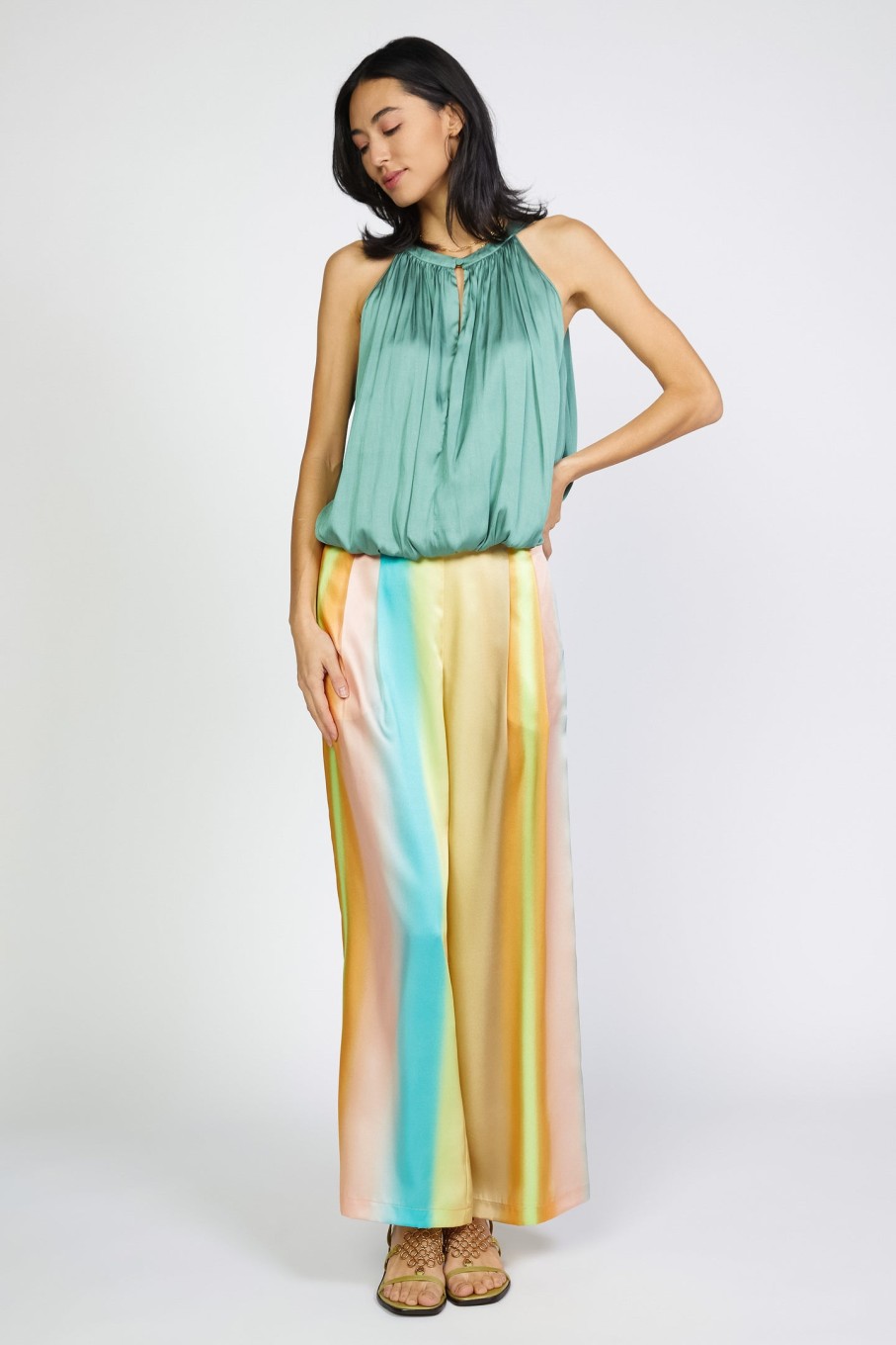 CURRENT AIR Bubble Hem Blouse Sleeveless Tops