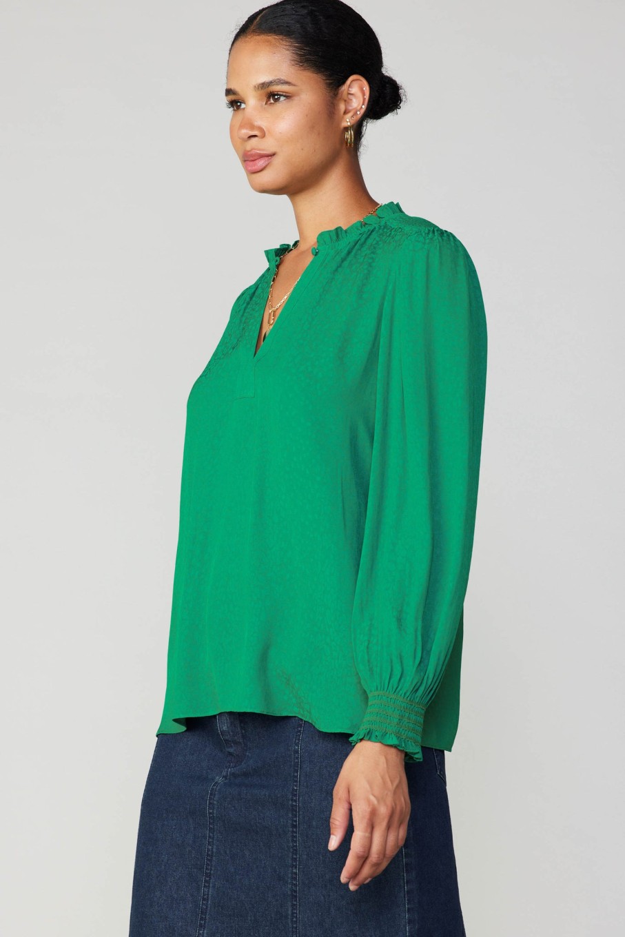 CURRENT AIR Jacquard Ruffled Neck Blouse Long Sleeve Tops