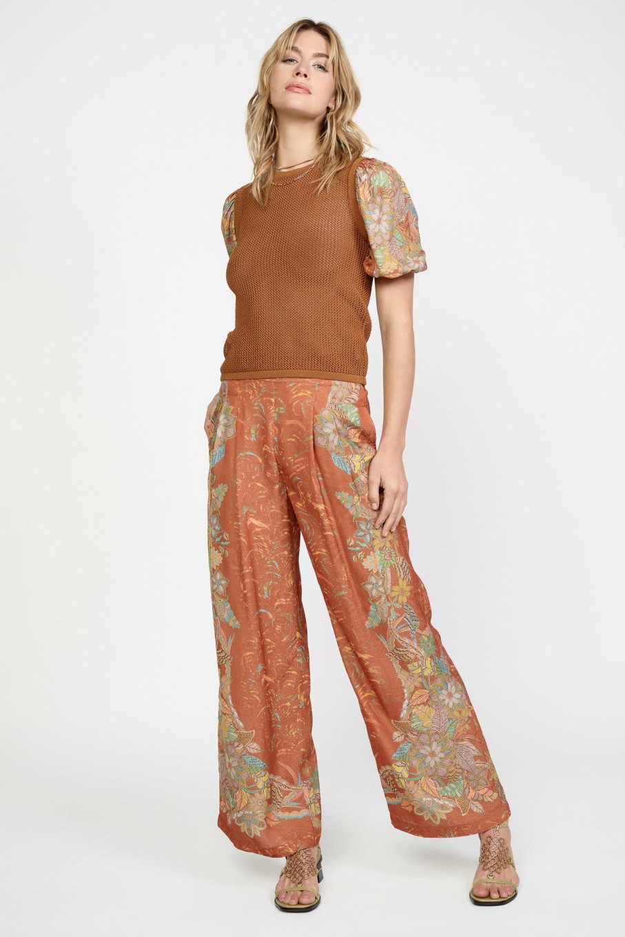 CURRENT AIR Contrast Sleeve Retro Knit Top Sweaters
